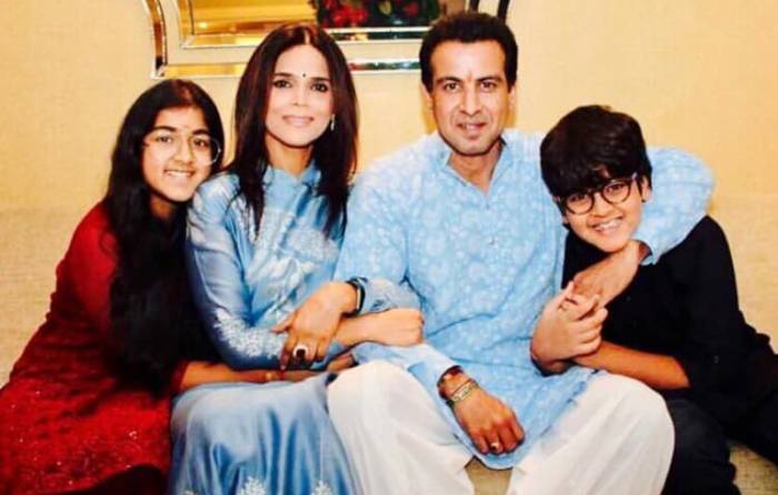 Ronit Roy Lifestyle Age Height Weight Family Wiki Net Worth