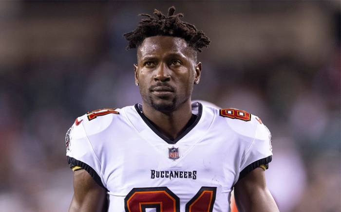 Who Is Antonio Brown? Net Worth, Lifestyle, Age, Height, Weight, Family ...